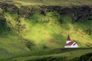 Reyniskyrka Church, Vik