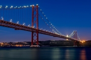 25 Abril Bridge