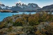 Las Cuernos and Lago Pehoe